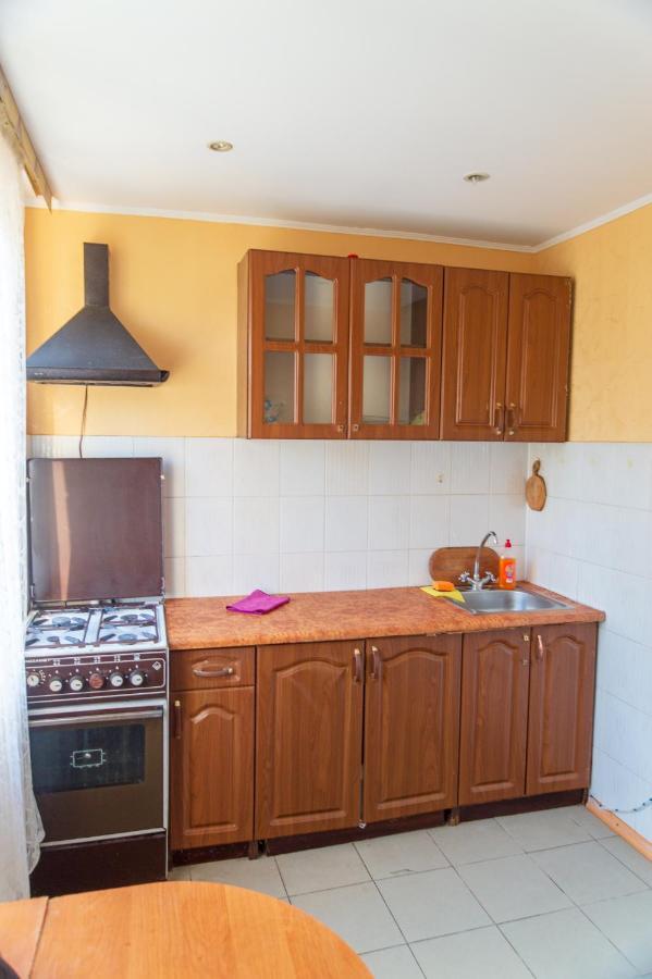 Квартира По Улице Федорова 1 Kiev Luaran gambar