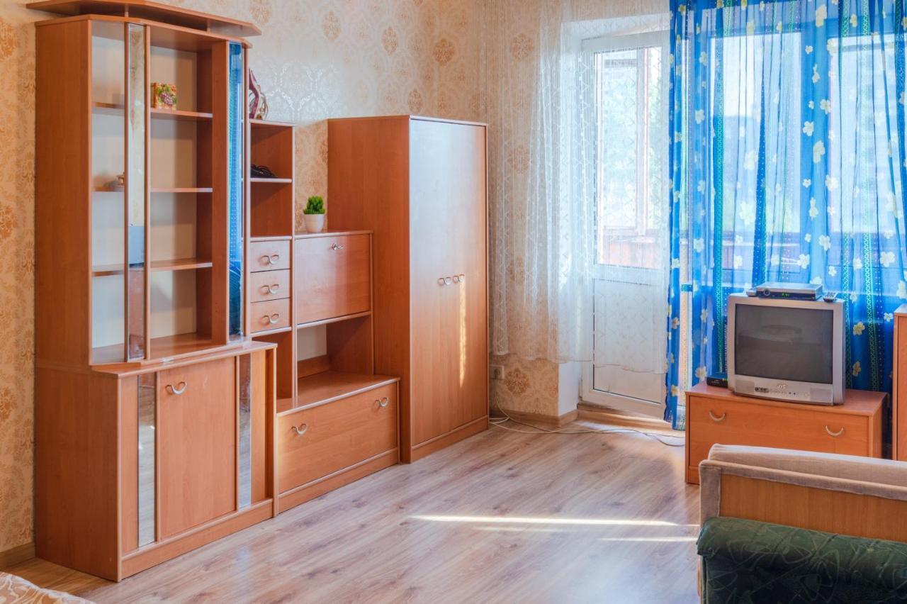Квартира По Улице Федорова 1 Kiev Luaran gambar